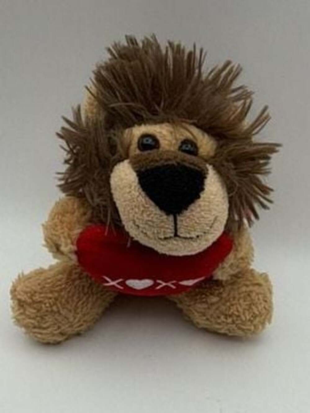 Dan Dee Collector's Choice Valentine Lion Plush with XOXO Red Heart
